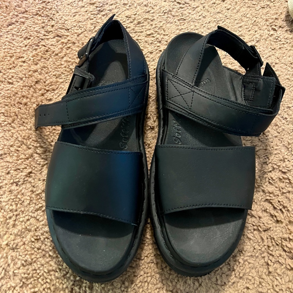 dr martens voss sandals